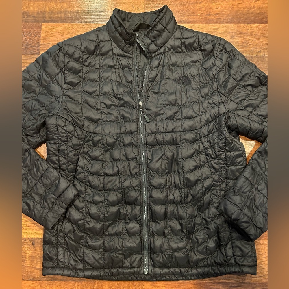The North Face Thermoball Jacket Men’s M Black Quilted Puffer Jacket Full Zip